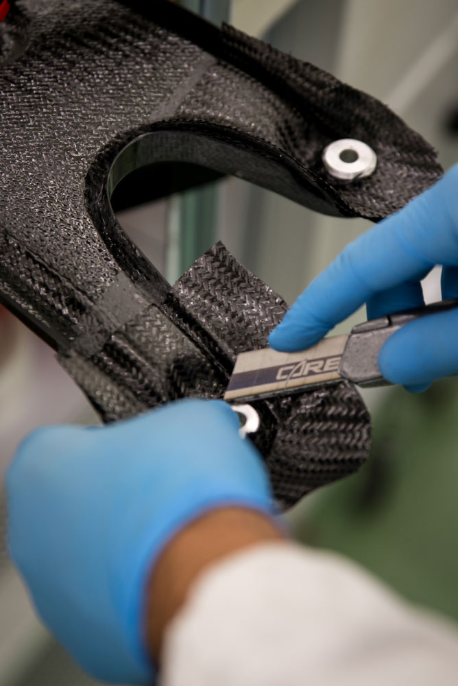 Manual-laminate-finishing