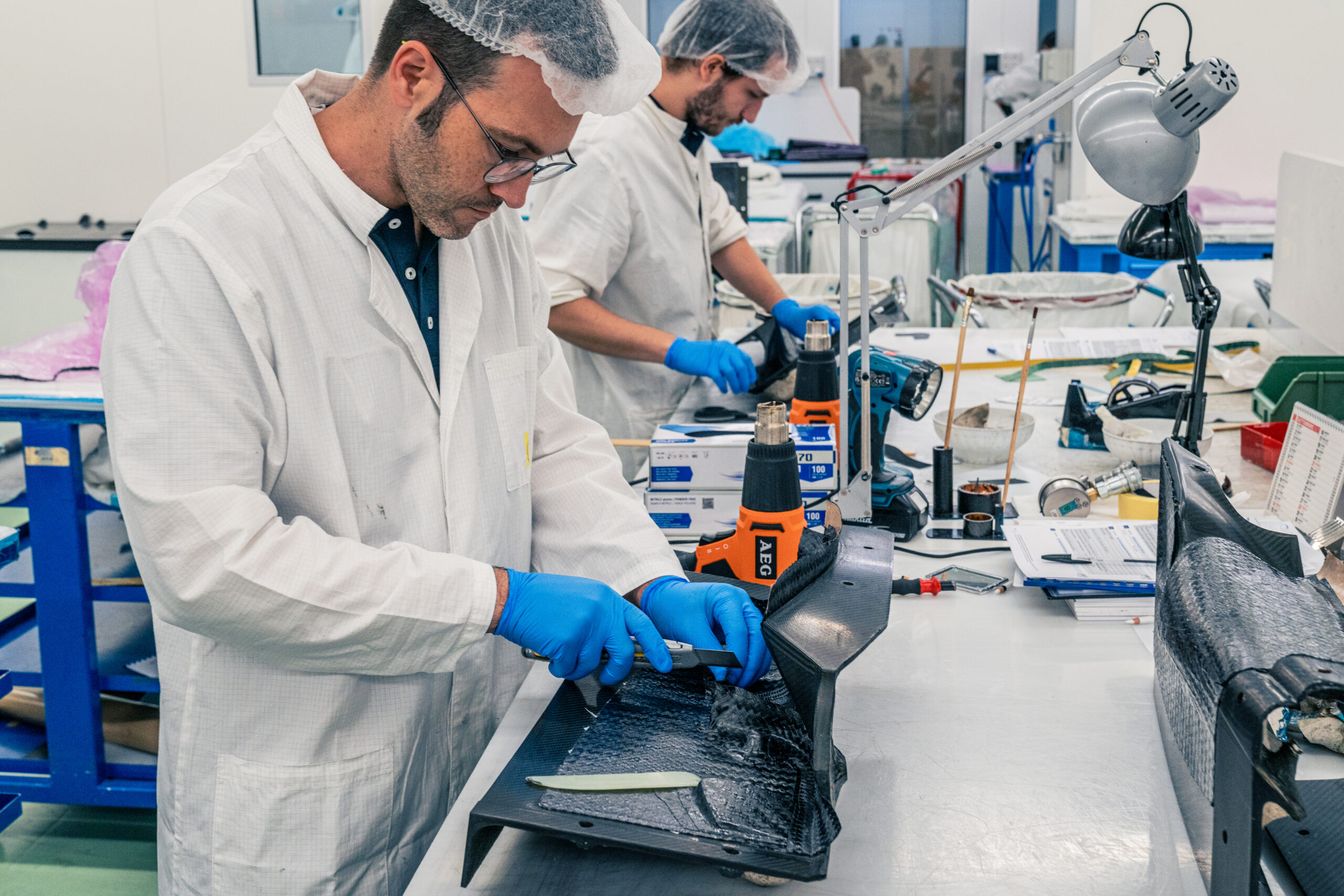 Structural bonding and lamination parts finishing at Compositex facility in Vicenza